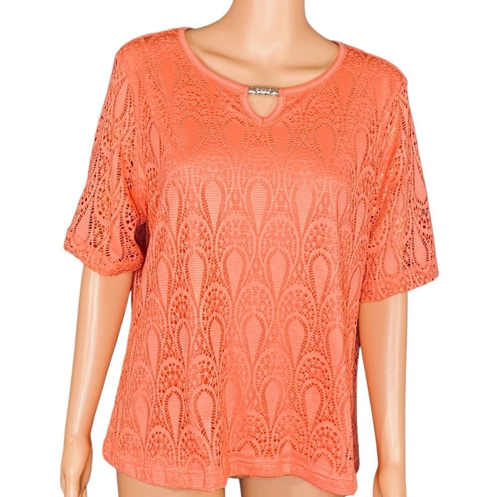 Cathy Daniels Coral BlouseLined w Lacey Overlay Short Sleeve Keyhole Neck SZ LG